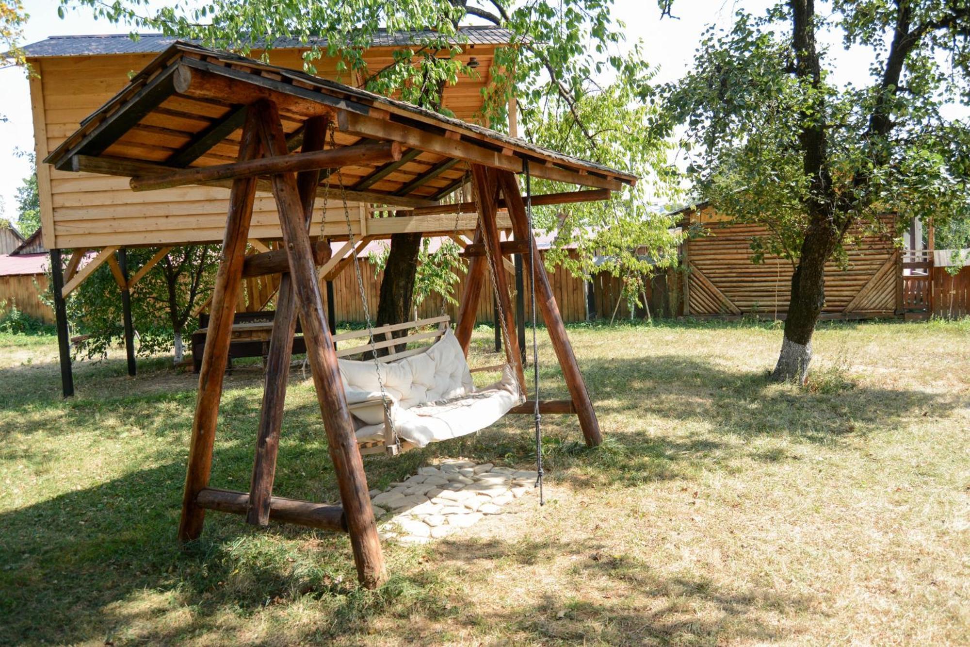 Casa Humulesti, Fii Vecinul Lui Ion Creanga Villa Târgu Neamț Exterior photo